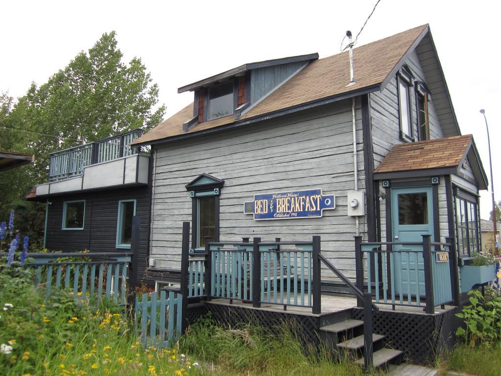 Historical Guest House Whitehorse Exterior photo